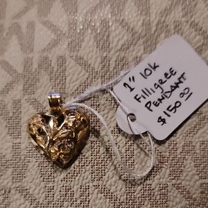 Vintage 10k Real Gold Filigree Heart Pendant